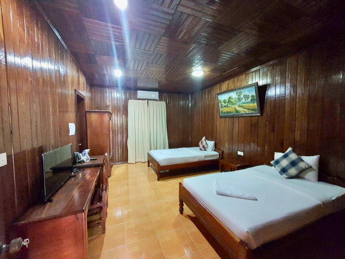 Sam Moon'S Hotel Angkor Wooden House Сіємреап Екстер'єр фото